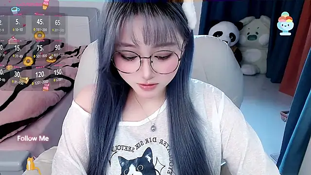 Snapshot of Sweet-18wanwan chatting on 01.13.25 Sweet-18wanwan online show from 01.13.25