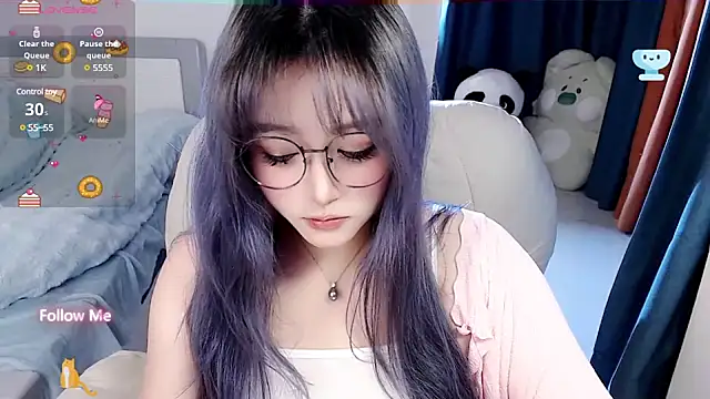 Snapshot of Sweet-18wanwan chatting on 03.08.25 Sweet-18wanwan online show from 03.08.25