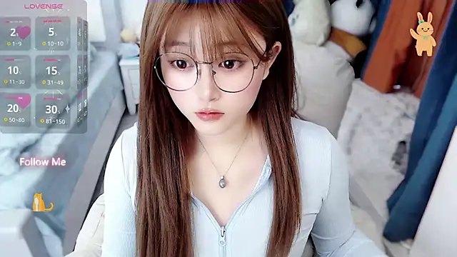 Snapshot of Sweet-18wanwan chatting on 12.16.25 Sweet-18wanwan online show from 12.16.25