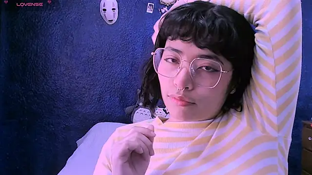 NinaYellow online show from 12.05.24