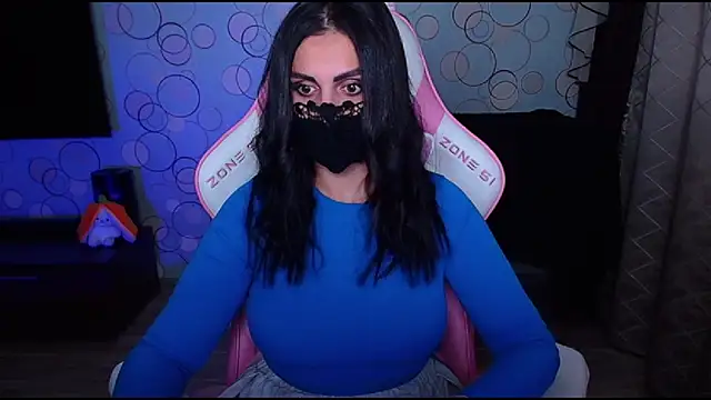   Yasmina   online show from 10.08.25