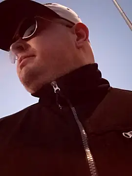 Snapshot of perversalus chatting on 03.10.26 perversalus online show from 03.10.26