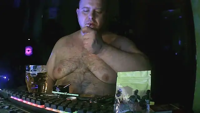 Snapshot of perversalus chatting on 03.11.26 perversalus online show from 03.11.26