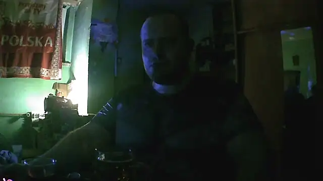 Snapshot of perversalus chatting on 03.18.26 perversalus online show from 03.18.26