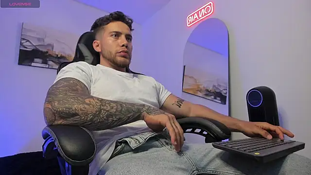 LucianSinclair online show from 12.25.24