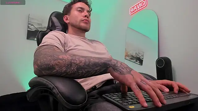 LucianSinclair online show from 03.01.25