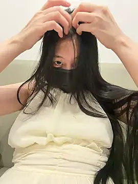 Snapshot of MEOW_MEO chatting on 07.14.26 MEOW MEO online show from 07.14.26