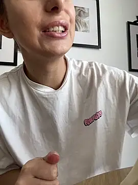 Snapshot of Hii_Lolla chatting on 01.18.26 Hii Lolla online show from 01.18.26