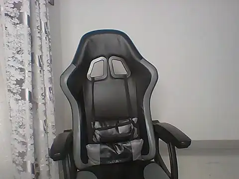 Snapshot of rosey_cheeks chatting on 03.10.26 rosey cheeks online show from 03.10.26