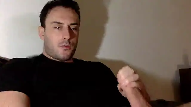 Snapshot of mainnrd chatting on 02.16.25 mainnrd online show from 02.16.25