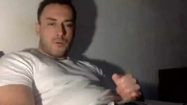 Snapshot of mainnrd chatting on 11.11.25 mainnrd online show from 11.11.25