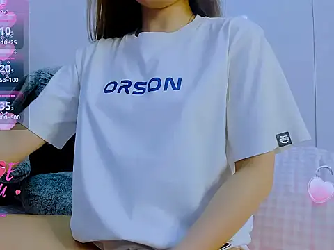 Snapshot of Linh_diudang chatting on 05.26.26 Linh diudang online show from 05.26.26