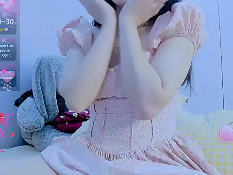 Snapshot of Linh_diudang chatting on 07.27.26 Linh diudang online show from 07.27.26