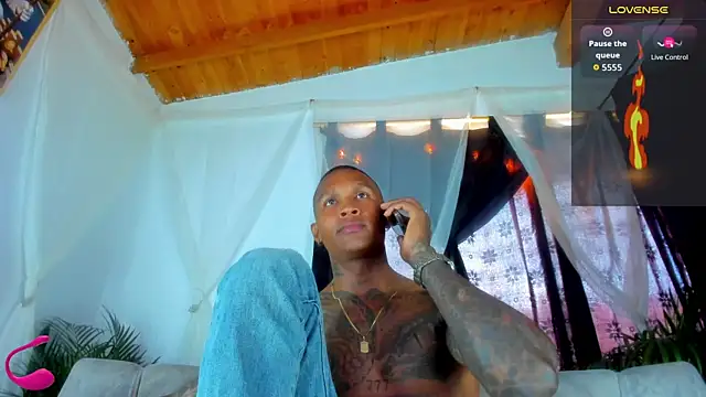 esteveen ortegas  online show from 10.17.25