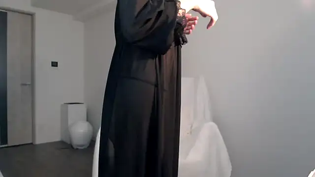 Snapshot of Lily_0000 chatting on 01.18.25 Lily 0000 online show from 01.18.25