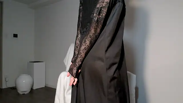 Snapshot of Lily_0000 chatting on 03.19.25 Lily 0000 online show from 03.19.25