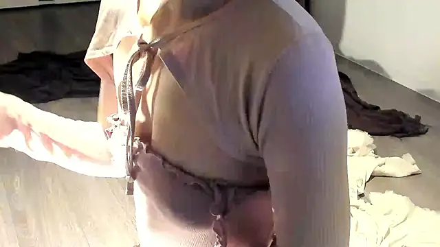 Snapshot of Lily_0000 chatting on 01.17.26 Lily 0000 online show from 01.17.26