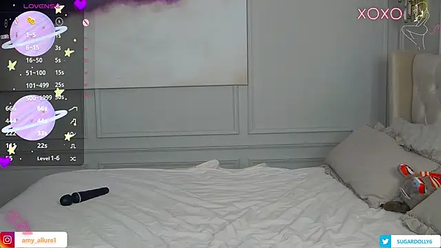 Snapshot of AmyAzureee chatting on 02.01.25 AmyAzureee online show from 02.01.25