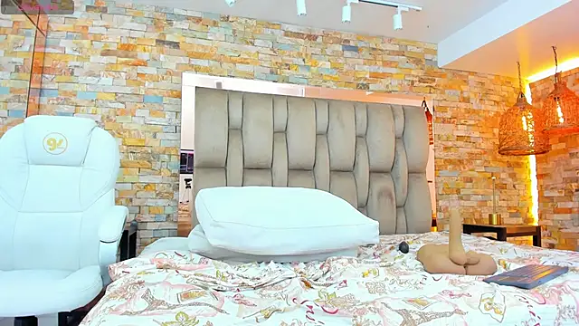 karla dunn online show from 01.20.25