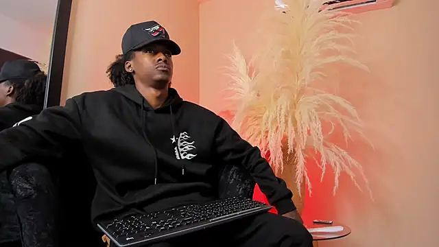 BRYXXXON1 online show from 02.19.25