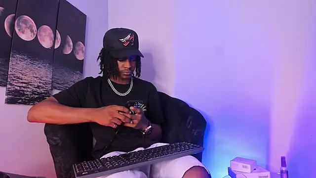 BRYXXXON1 online show from 09.08.25