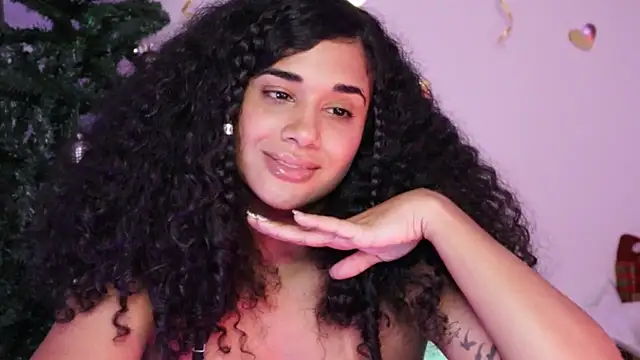 Snapshot of Mysensualbrunette1 chatting on 12.02.24 Mysensualbrunette1 online show from 12.02.24