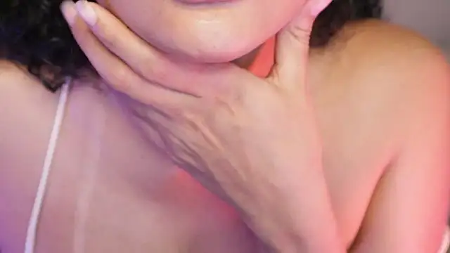 Snapshot of Mysensualbrunette1 chatting on 12.03.24 Mysensualbrunette1 online show from 12.03.24