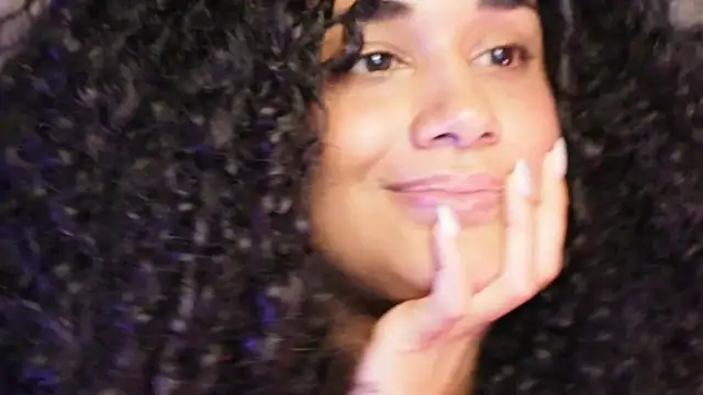 Snapshot of Mysensualbrunette1 chatting on 01.07.25 Mysensualbrunette1 online show from 01.07.25