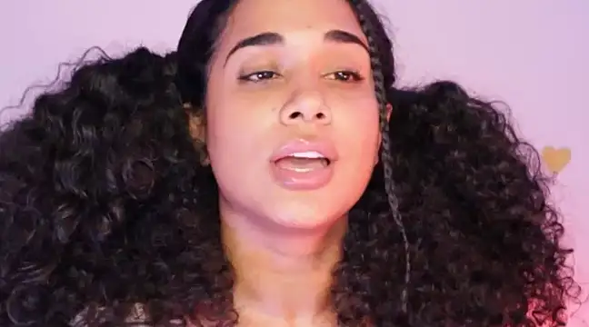 Snapshot of Mysensualbrunette1 chatting on 01.18.25 Mysensualbrunette1 online show from 01.18.25