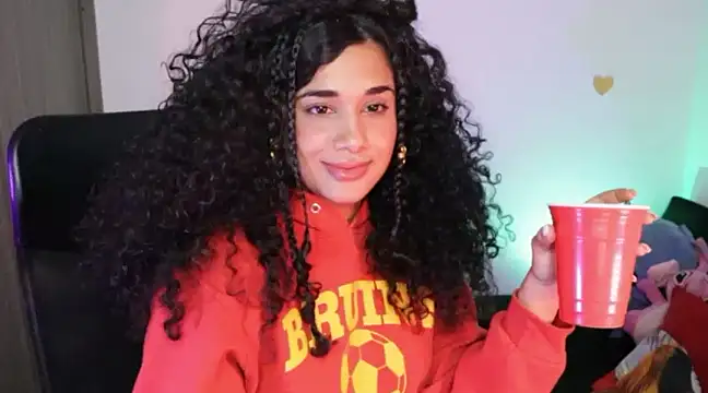 Snapshot of Mysensualbrunette1 chatting on 01.23.25 Mysensualbrunette1 online show from 01.23.25