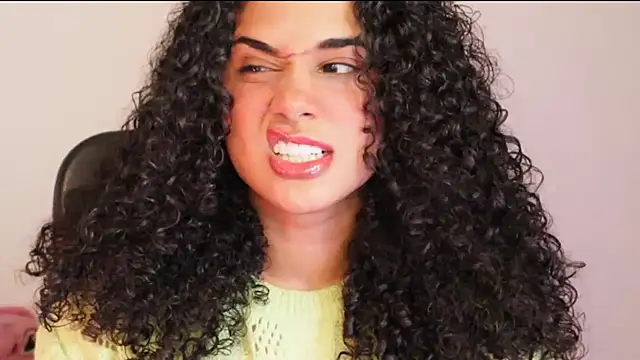 Snapshot of Mysensualbrunette1 chatting on 02.05.25 Mysensualbrunette1 online show from 02.05.25