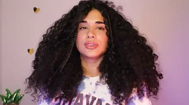 Snapshot of Mysensualbrunette1 chatting on 02.14.25 Mysensualbrunette1 online show from 02.14.25