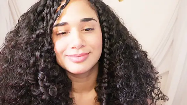 Snapshot of Mysensualbrunette1 chatting on 02.19.25 Mysensualbrunette1 online show from 02.19.25