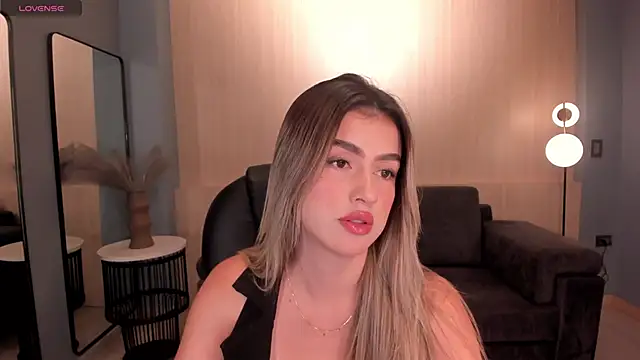 PaulinaSantos  online show from 03.11.25
