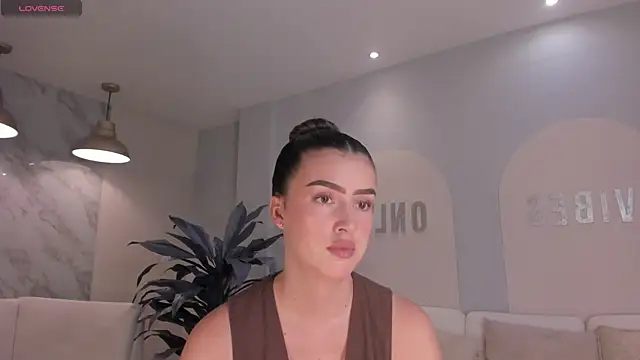 PaulinaSantos  online show from 03.15.26