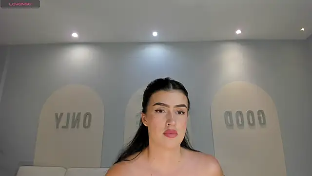PaulinaSantos  online show from 04.22.26