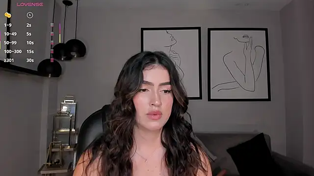 PaulinaSantos  online show from 06.04.26