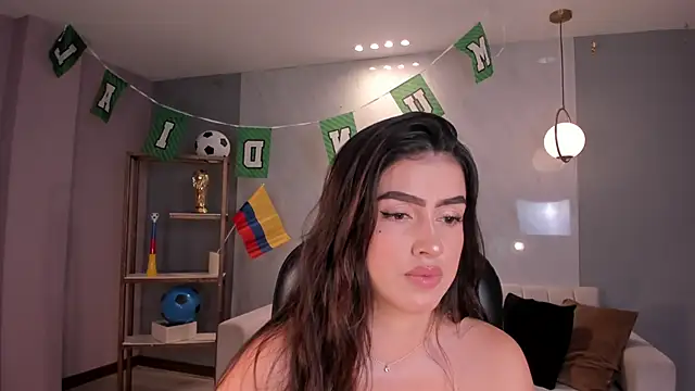 PaulinaSantos  online show from 06.15.26