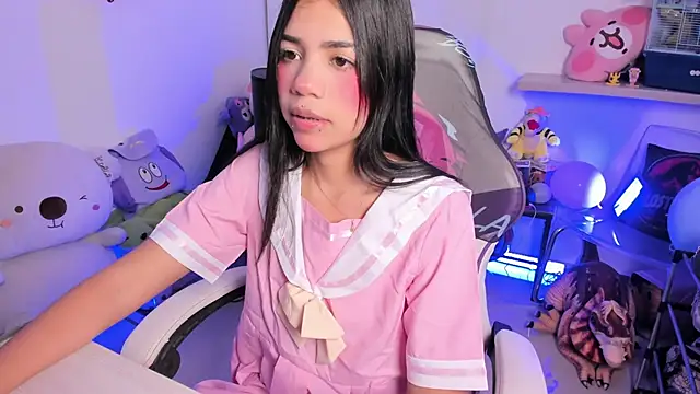 Snapshot of cutestephuwu chatting on 10.10.25 cutestephuwu online show from 10.10.25