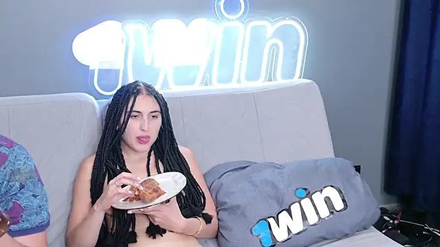 Snapshot of Ksenny chatting on 12.18.24 Ksenny online show from 12.18.24