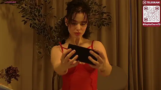 SophieCharm online show from 03.04.26