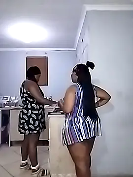 TheDoubleTrouble18xxx online show from 11.14.25