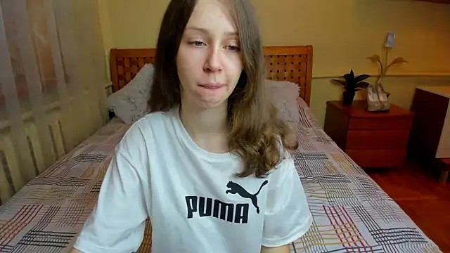 AfinaCutie online show from 10.31.25