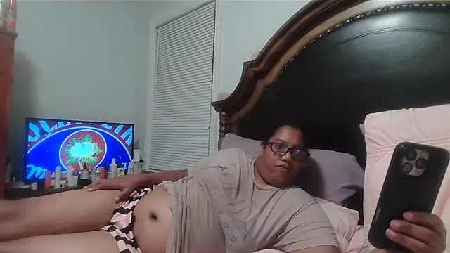ebonyred online show from 05.07.26