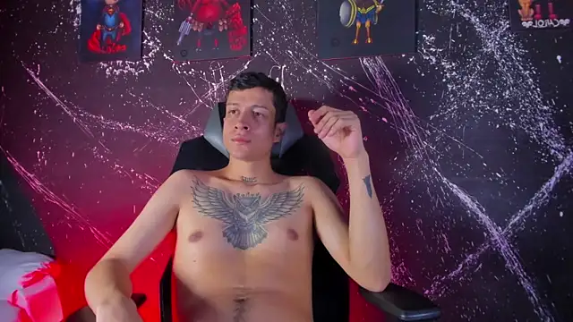 Snapshot of AgarEvans chatting on 02.11.26 AgarEvans online show from 02.11.26