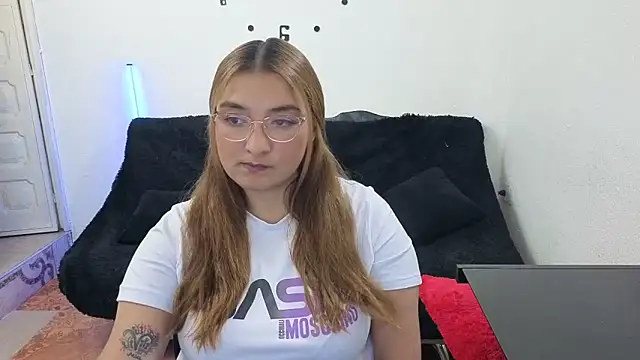  sweetcarla online show from 05.13.26