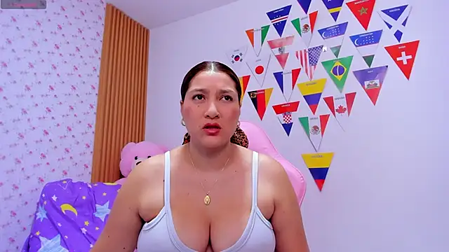 Soyqueen online show from 06.19.26