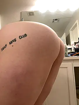 ItsKittybitch online show from 12.03.24