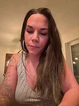 Snapshot of Lady_Knaller chatting on 02.07.26 Lady Knaller online show from 02.07.26