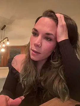 Snapshot of Lady_Knaller chatting on 02.08.26 Lady Knaller online show from 02.08.26